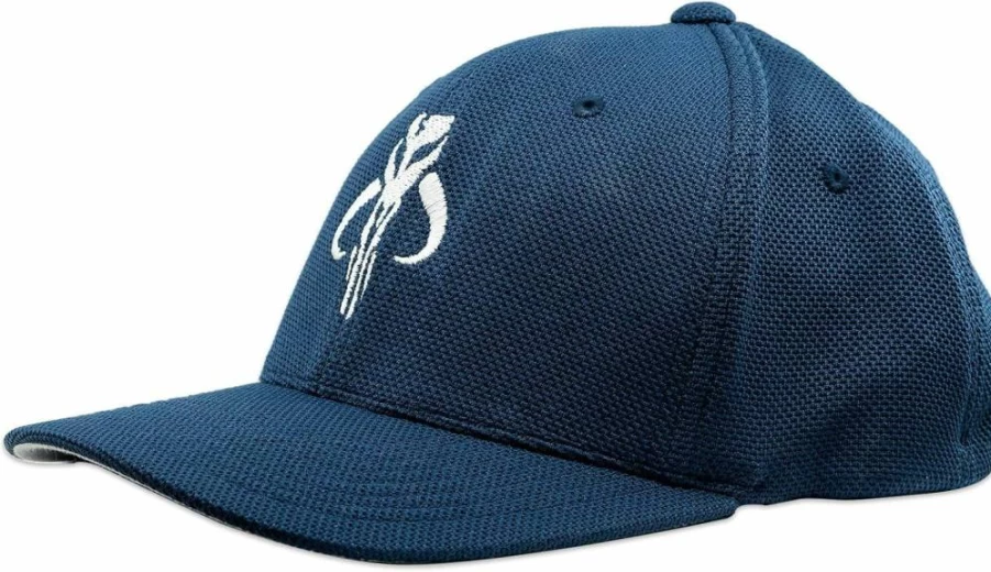 EvolveFISH Star Wars Mandalorian Skull Embroidered Flexfit Hat for Adults - Breathable Cool & Dry Sports Cap